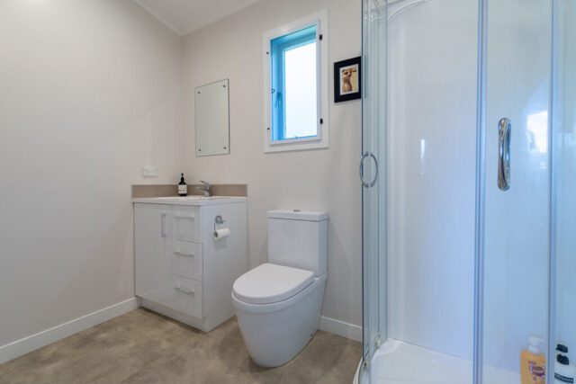 The Intimate Ape Men's Retreat Cottage Bathroom