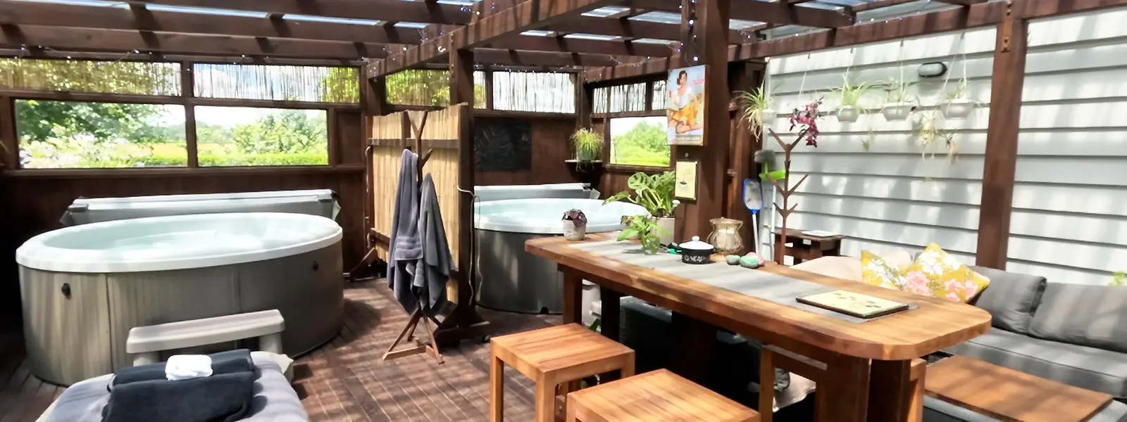 The Intimate Ape Men's Retreat - 1 Hour Vists